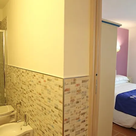 Piana فندق مبيت وإفطار كاستيلساردو